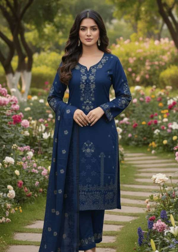 Winter 3-Piece Embroidered Suit ❄️