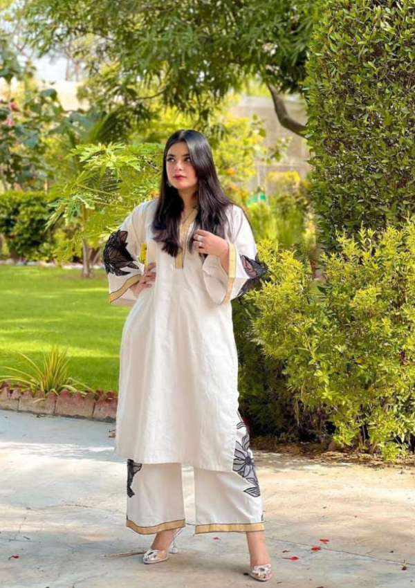 Winter 3-Piece Dhanak Embroidered Suit with Plazo